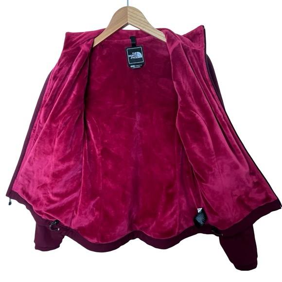 The North Face Women's Dark Red Ski Jacket - Picture 3 of 15